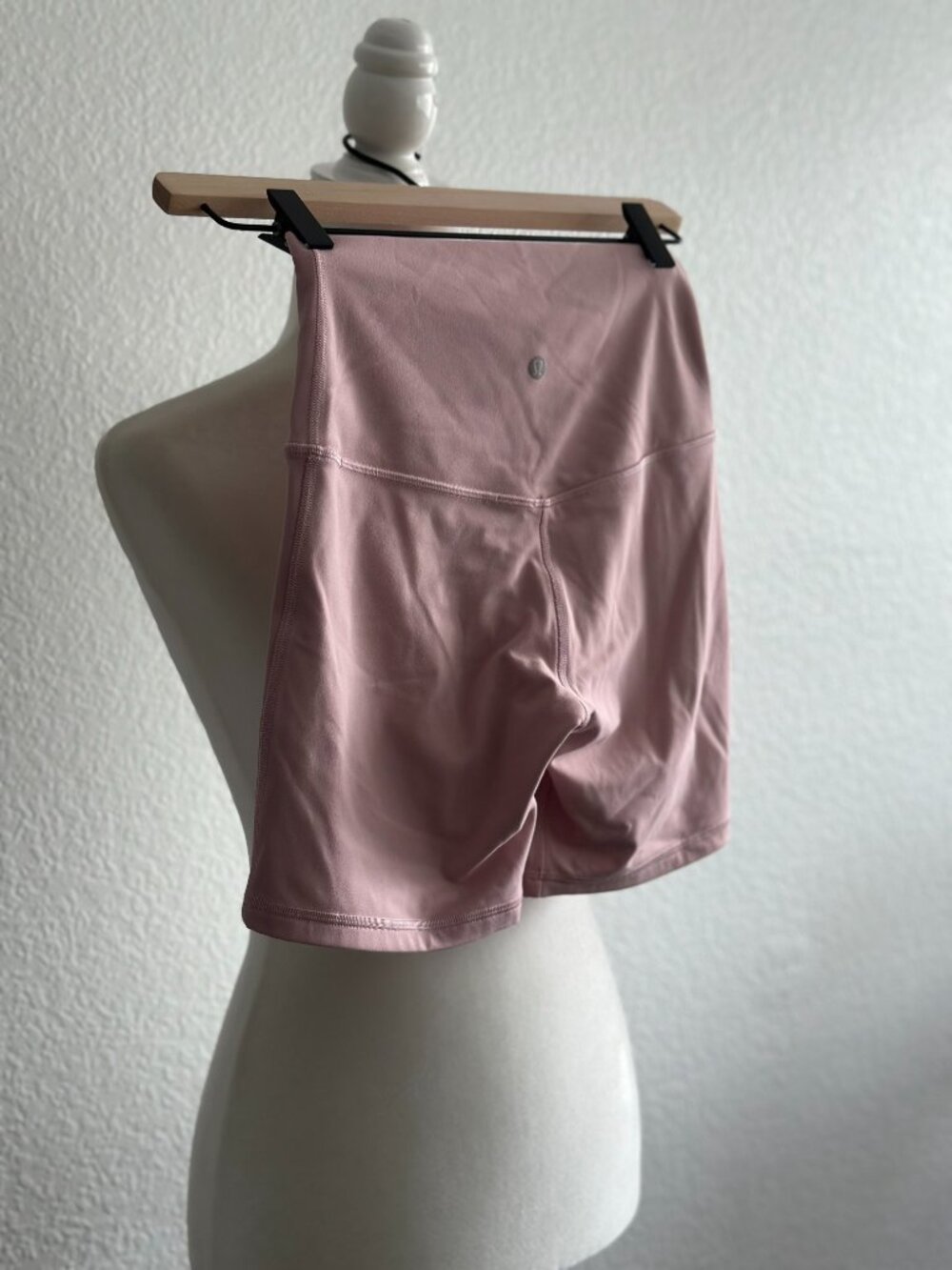 Lululemon Pink High Rise Biker Shorts Yoga Athletic Workout Shorts Size S - Picture 5 of 5